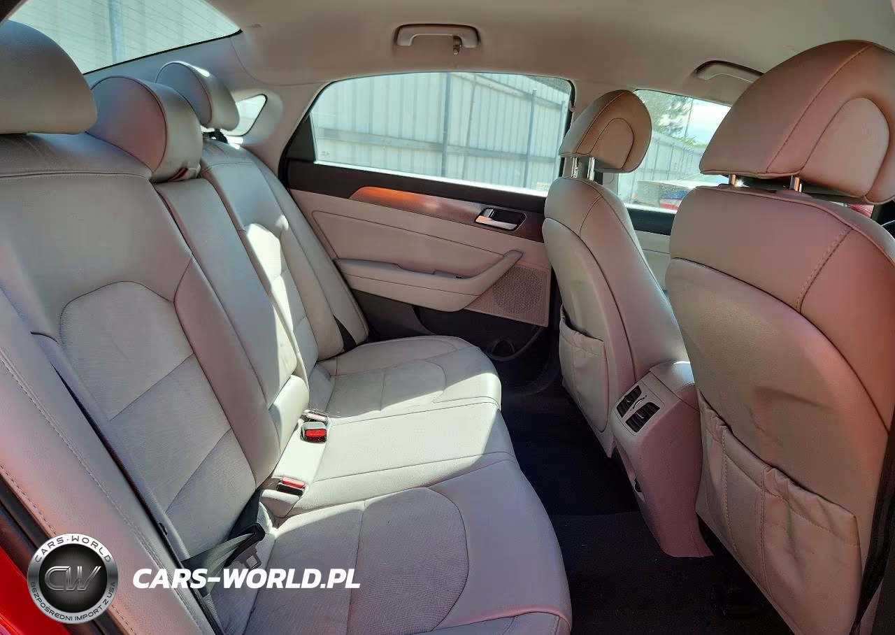 2016 Hyundai Sonata Sport VIN:5NPE34AF5GH305241 - 10