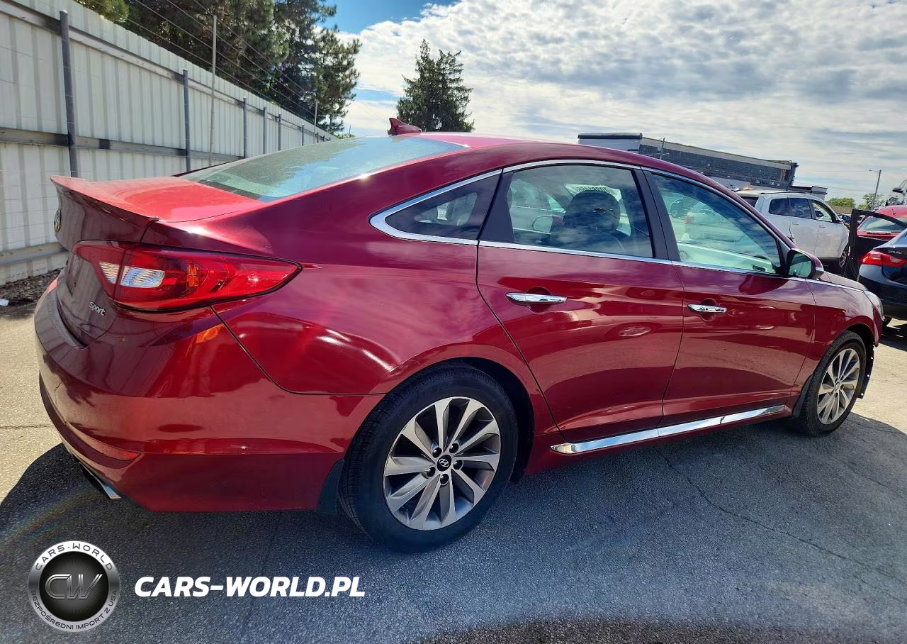 2016 Hyundai Sonata Sport VIN:5NPE34AF5GH305241 - 3