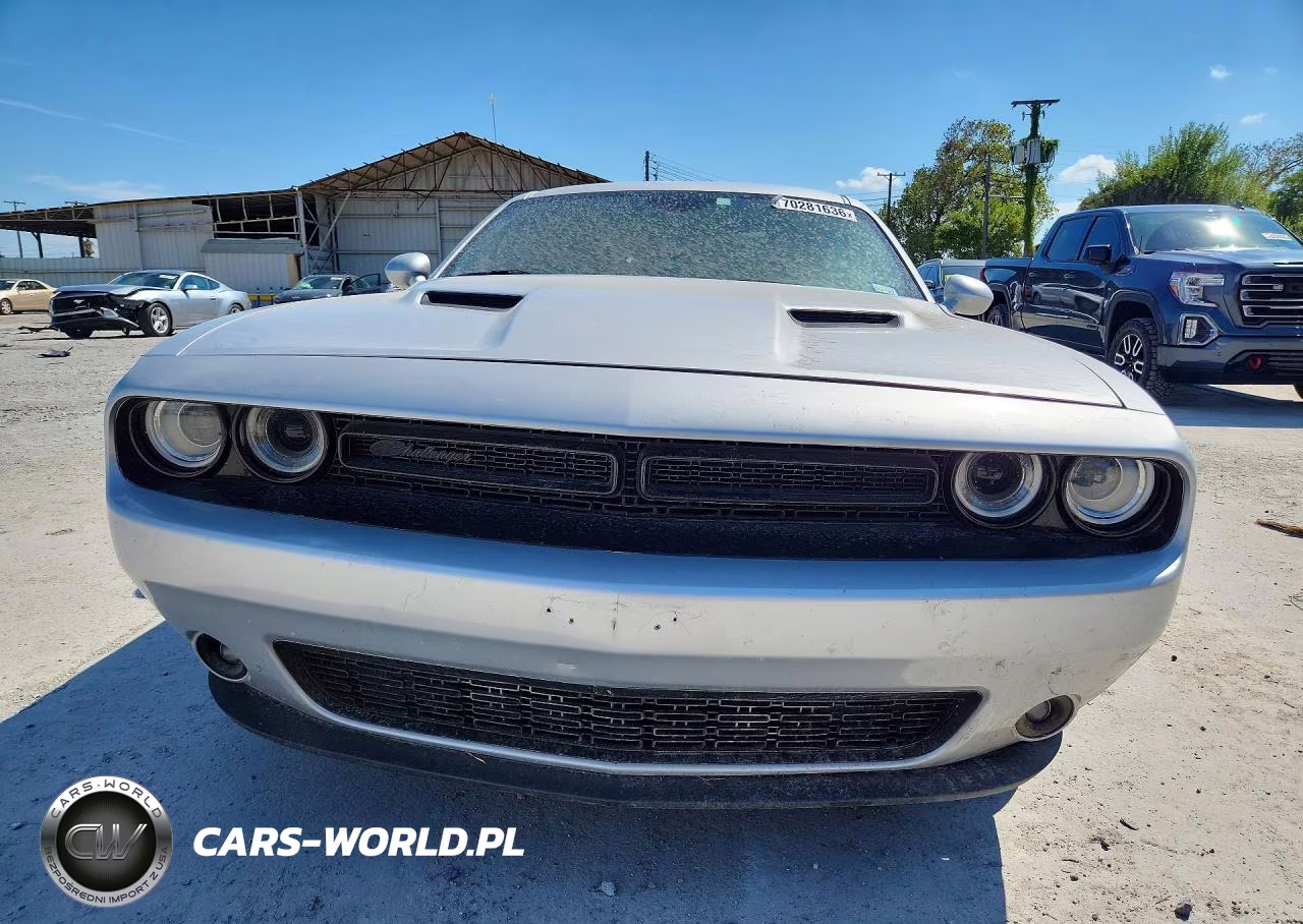 2020 Dodge Challenger Sxt VIN:2C3CDZAG4LH110099 - 5