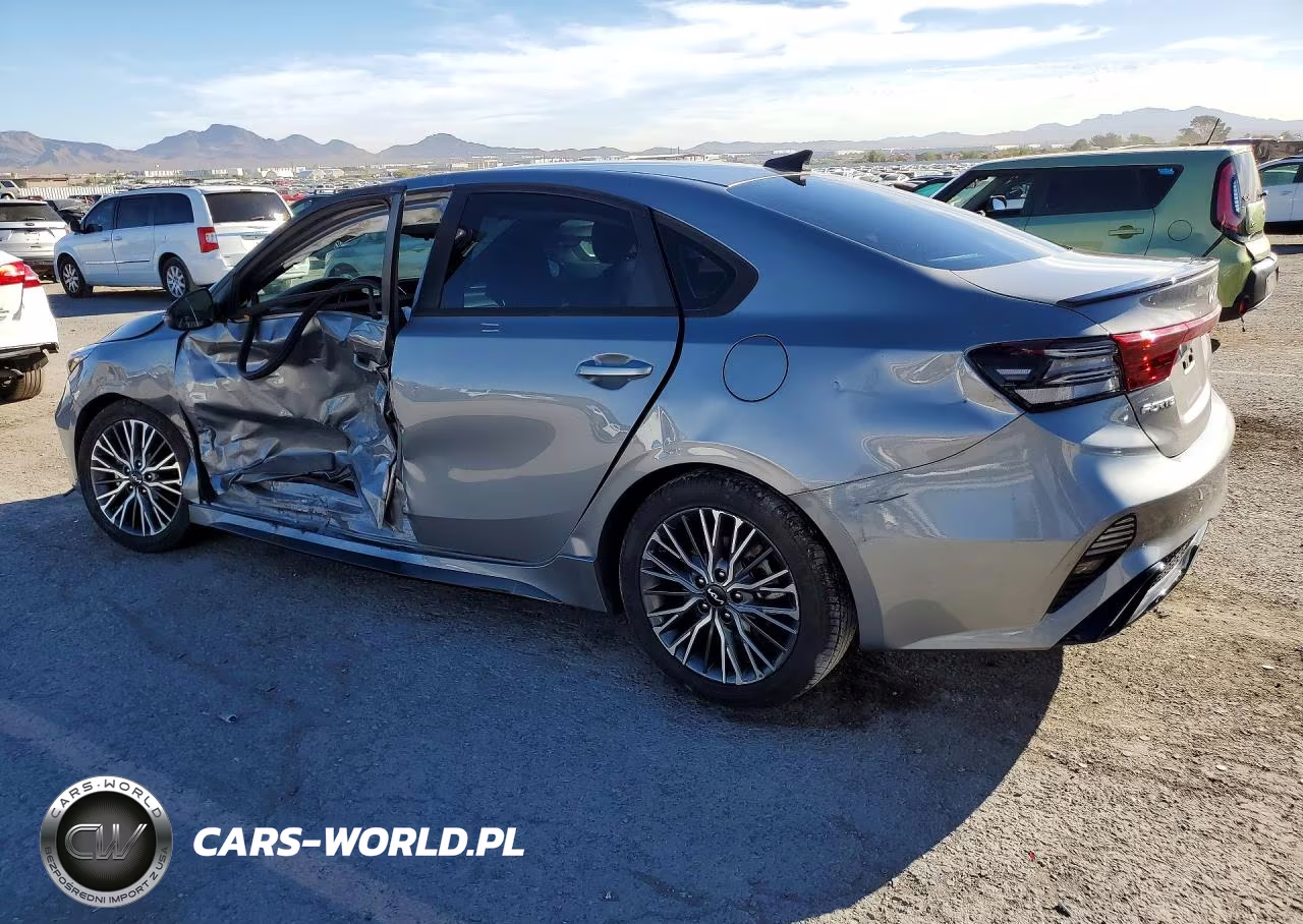 2023 Kia Forte Gt Line VIN:3KPF54AD0PE602662 - 2