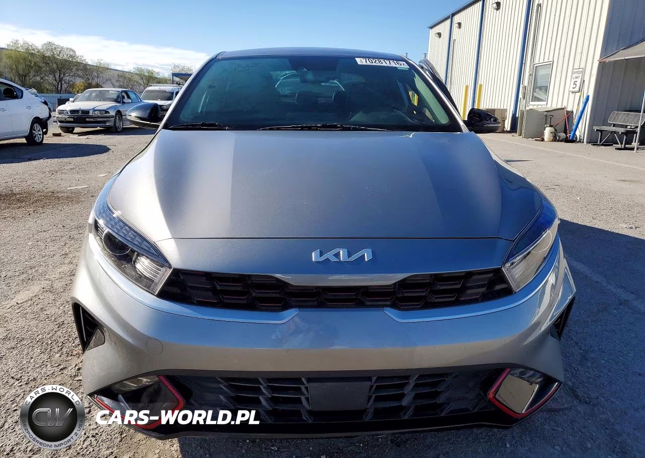 2023 Kia Forte Gt Line VIN:3KPF54AD0PE602662 - 5