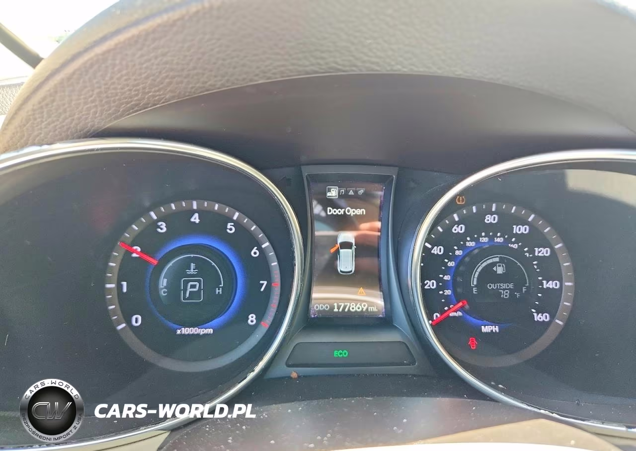 2014 Hyundai Santa Fe Sport 2.0T VIN:5XYZUDLA1EG154371 - 9
