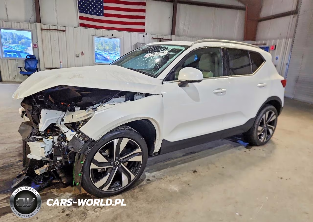 2024 Volvo Xc40 Plus VIN:YV4L12UE5R2207235 - 1