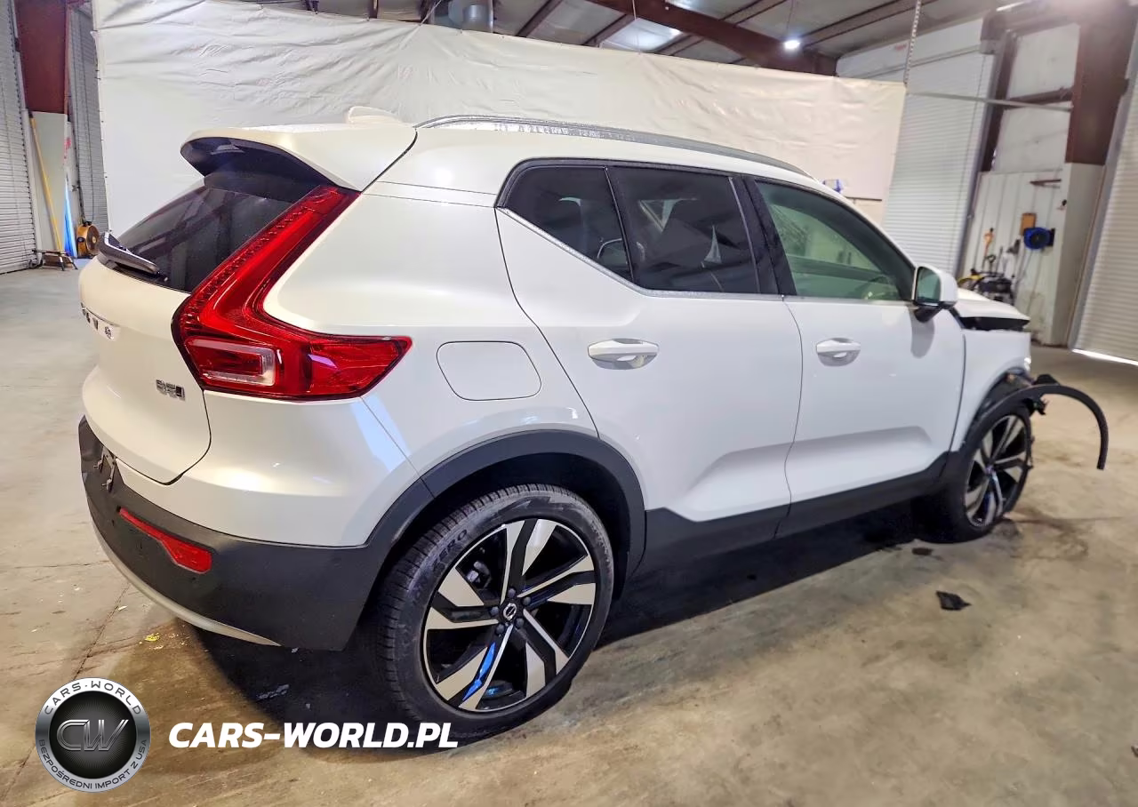 2024 Volvo Xc40 Plus VIN:YV4L12UE5R2207235 - 3