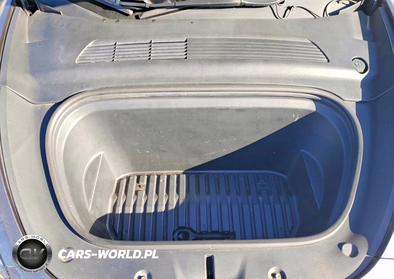 2021 Tesla Model Y VIN:5YJYGDEE2MF189977 - 12