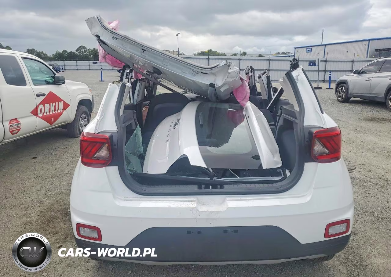 2026 Hyundai Venue Sel VIN:KMHRC8A3XTU445246 - 6