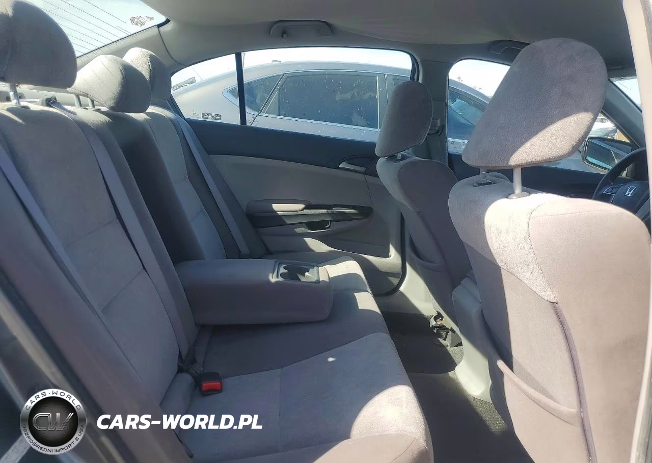 2010 Honda Accord Lxp VIN:1HGCP2F46AA067570 - 10