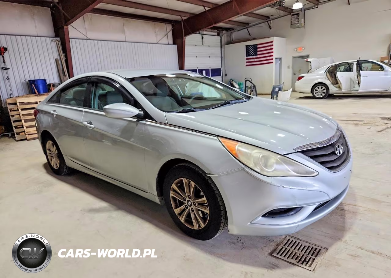 2011 Hyundai Sonata Gls VIN:5NPEB4AC1BH194043 - 4