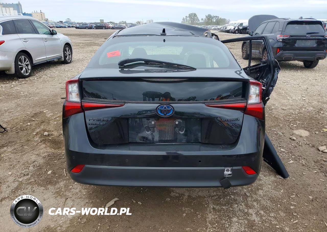 2022 Toyota Prius Nightshade Awd-E VIN:JTDL9MFU0N3036345 - 6
