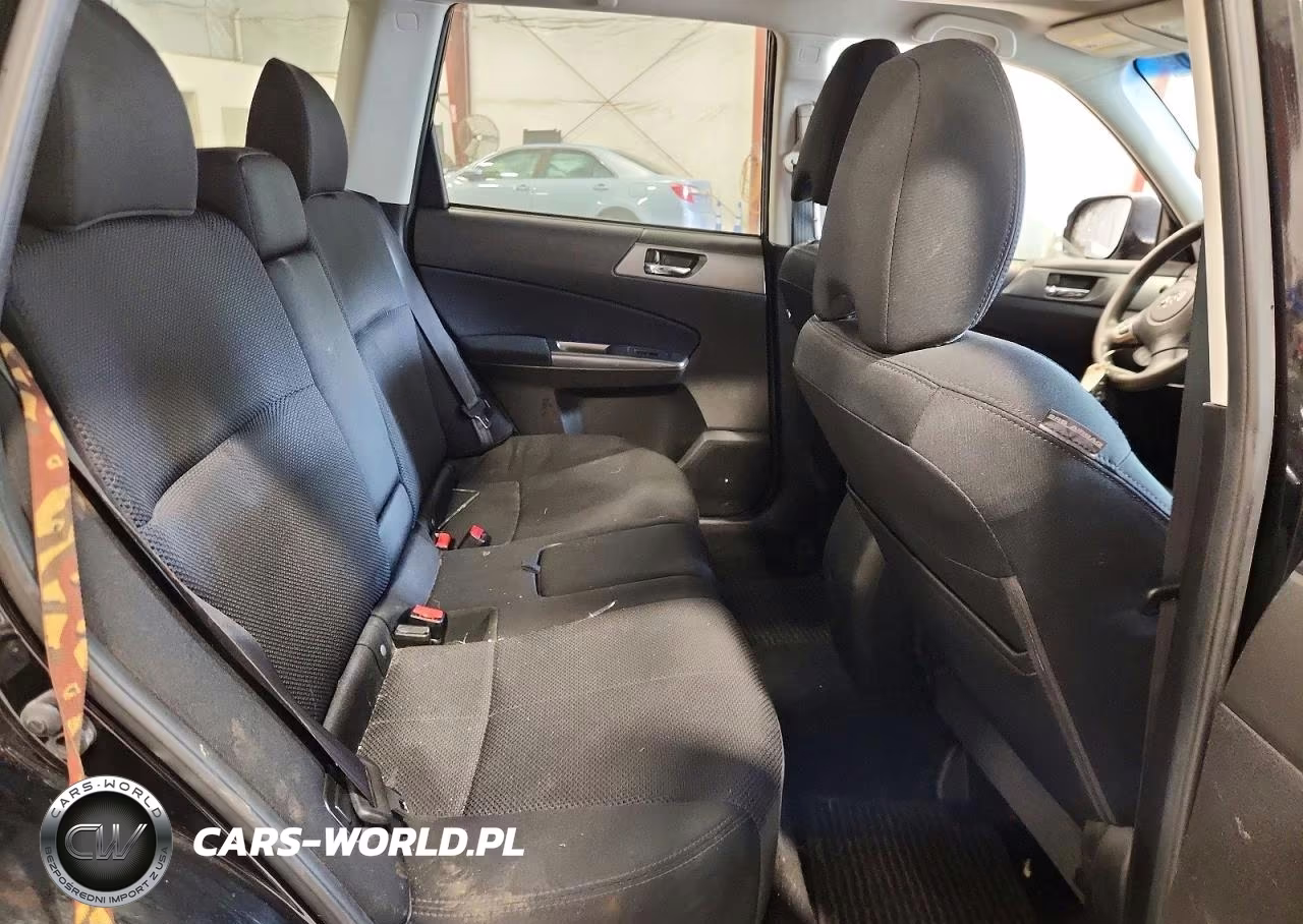 2013 Subaru Forester 2.5X Premium VIN:JF2SHADC5DH430093 - 11