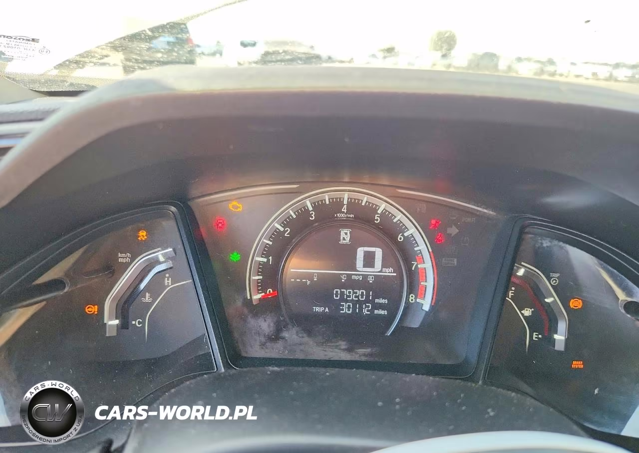 2018 Honda Civic Lx VIN:2HGFC2F5XJH602659 - 9