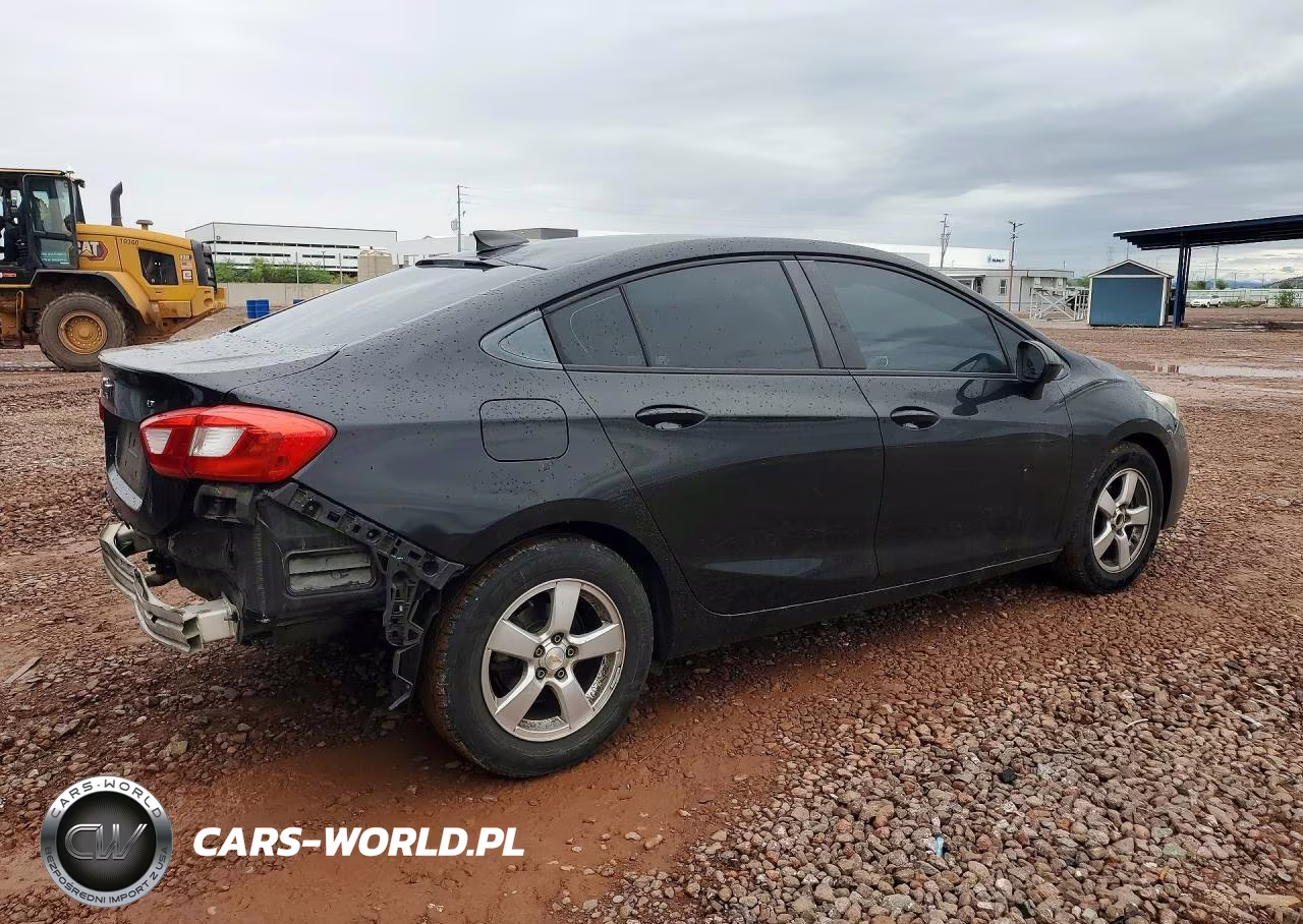 2018 Chevrolet Cruze Ls VIN:1G1BC5SMXJ7161907 - 3