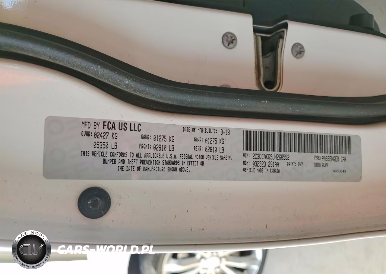 2018 Chrysler 300 Limited VIN:2C3CCAKG9JH268552 - 12
