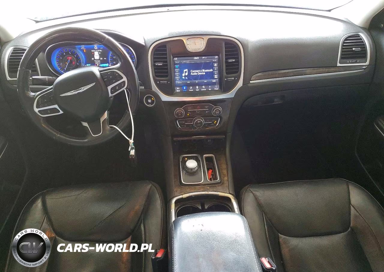 2018 Chrysler 300 Limited VIN:2C3CCAKG9JH268552 - 8
