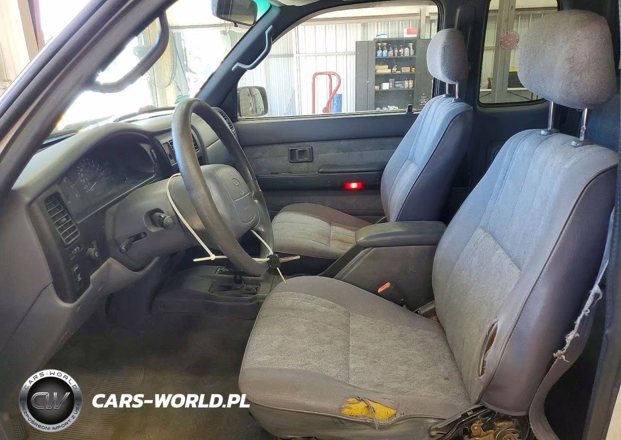 2000 Toyota Tacoma V6 VIN:4TAWN72N0YZ612389 - 7
