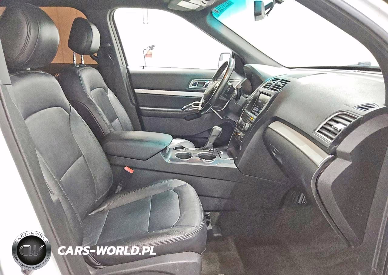 2016 Ford Explorer Xlt VIN:1FM5K7D82GGC37272 - 14