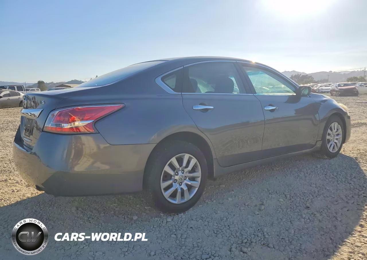 2015 Nissan Altima 2.5 S VIN:1N4AL3AP5FN373173 - 3