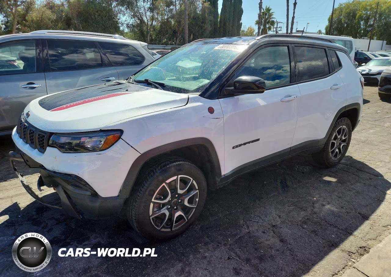 2025 Jeep Compass Trailhawk