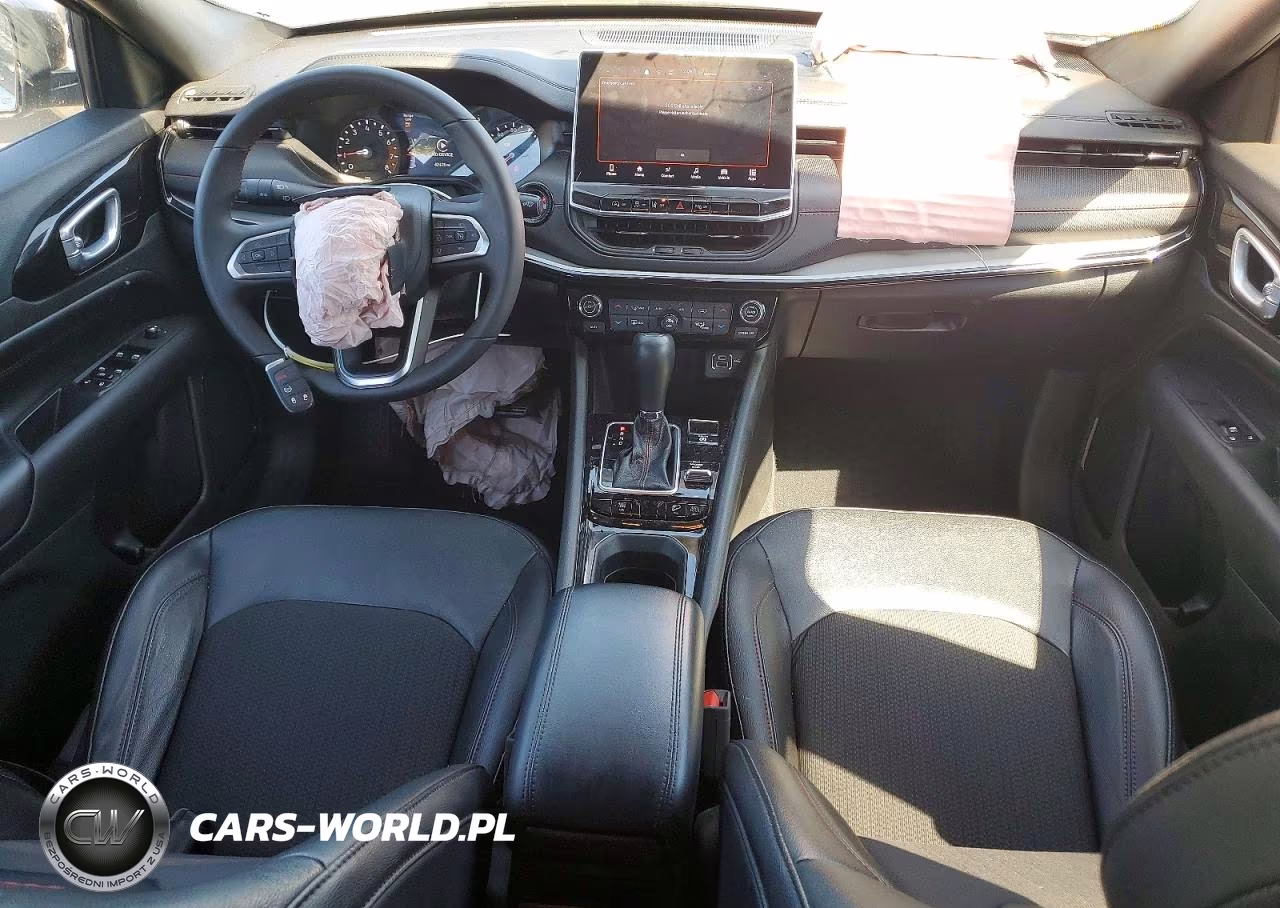 2025 Jeep Compass Trailhawk VIN:3C4NJDDN6ST557372 - 8