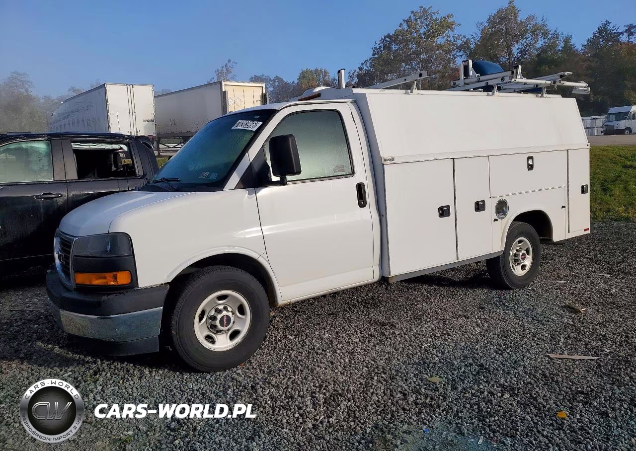 2018 GMC Savana Cutaway G3500 VIN:1GD07RFG8J1191047 - 1