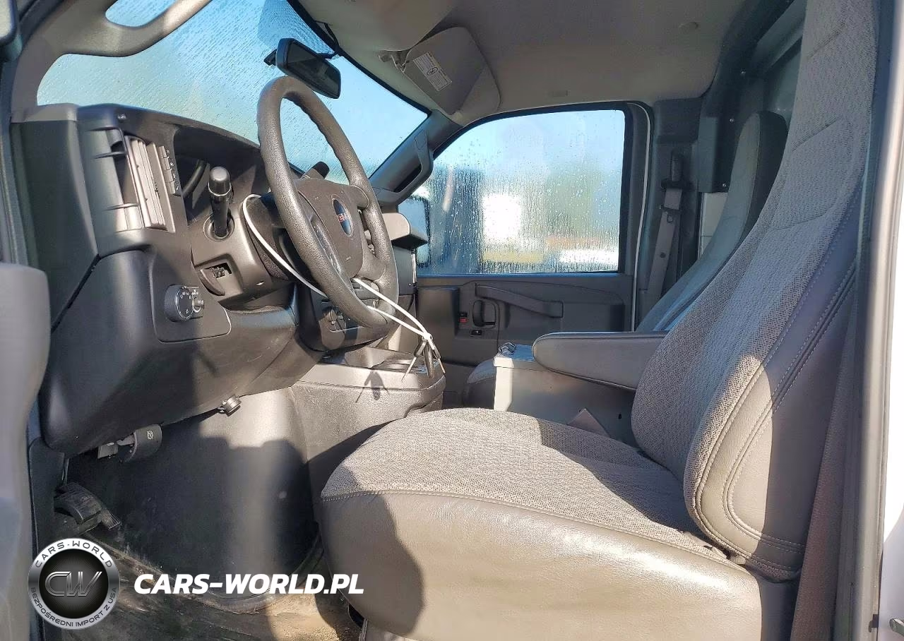 2018 GMC Savana Cutaway G3500 VIN:1GD07RFG8J1191047 - 7