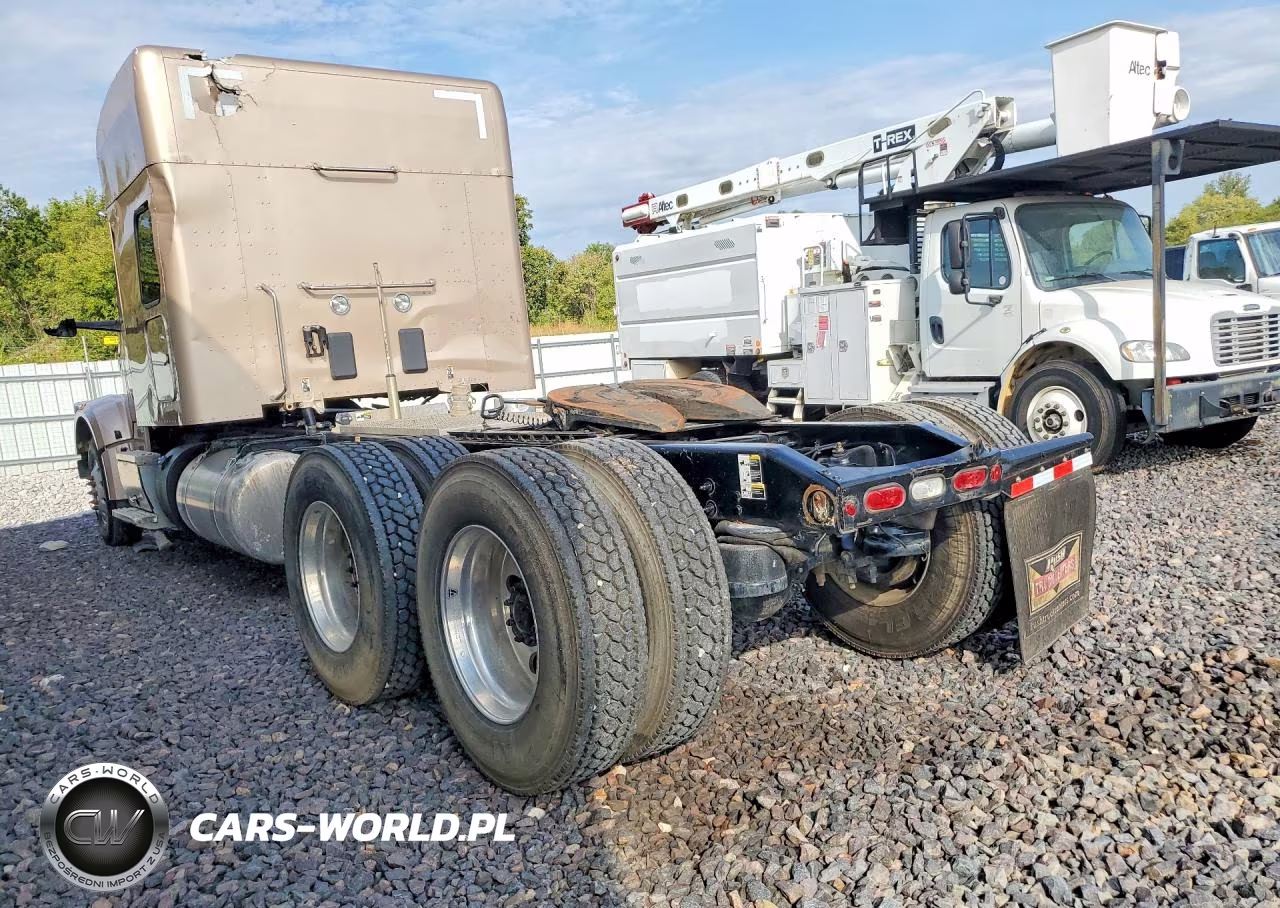 PETERBILT 567 VIN:1XPCDP9X4PD874928 - 2