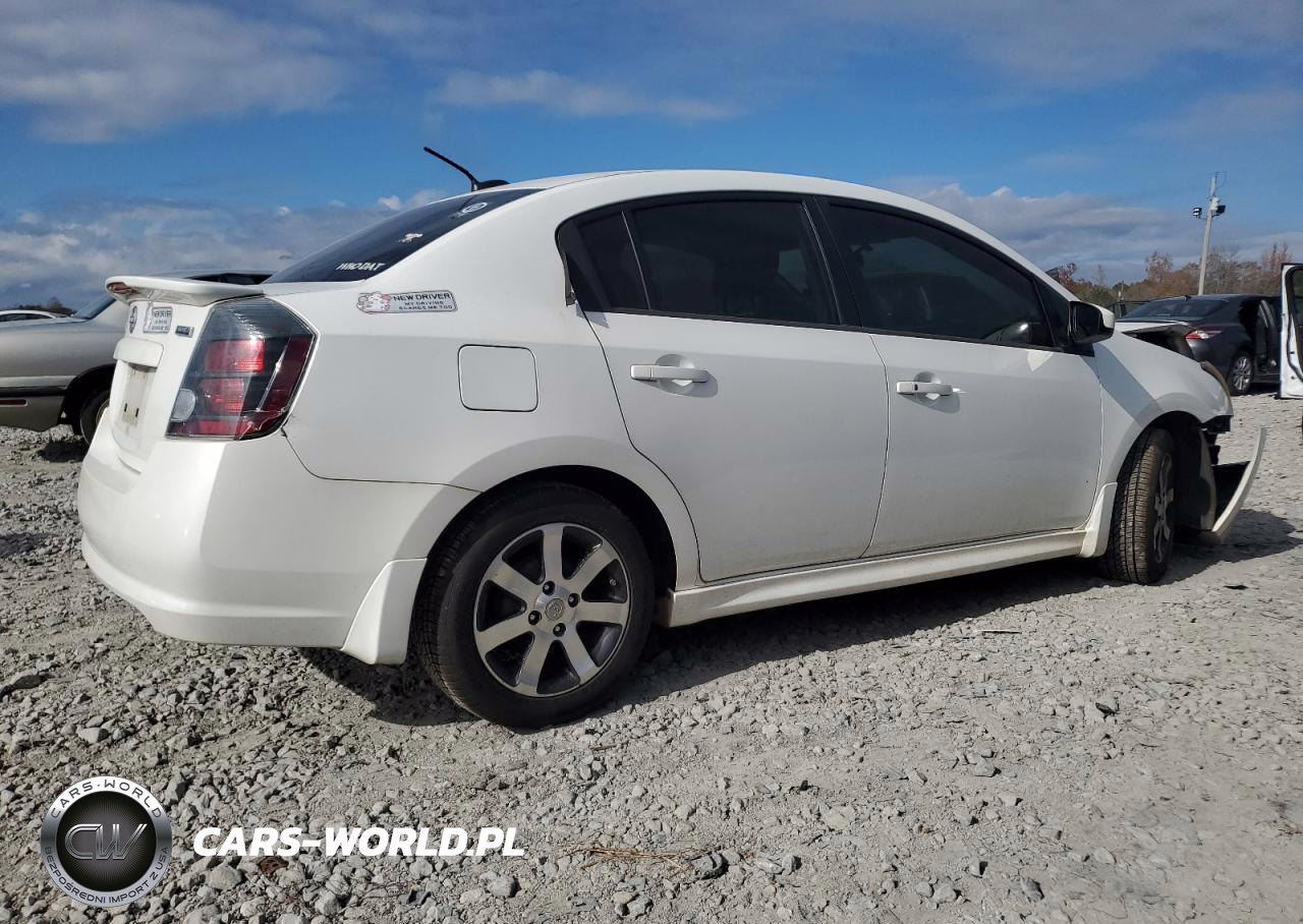 2012 Nissan Sentra 2.0 VIN:3N1AB6AP1CL747078 - 3