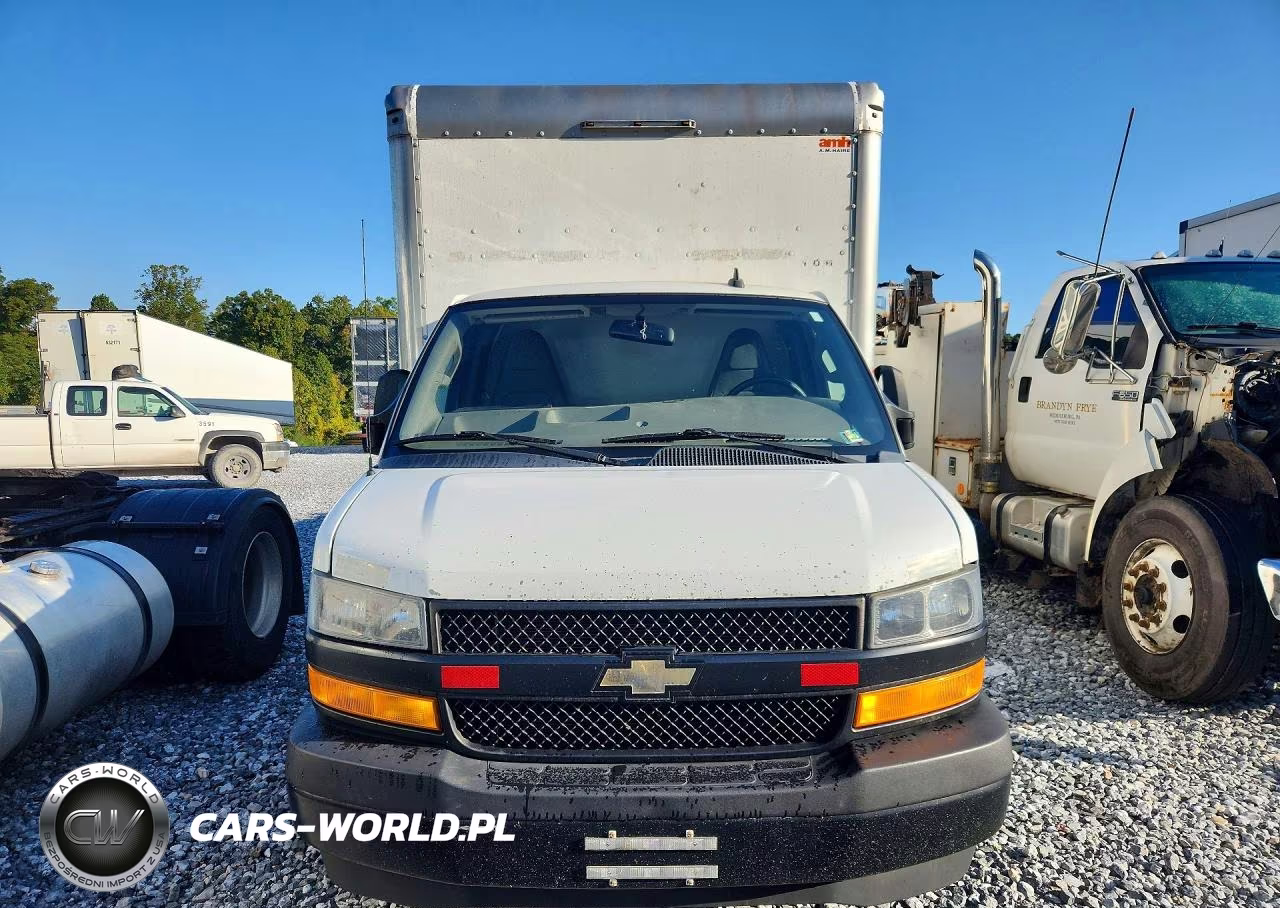 2020 Chevrolet Express Box Truck VIN:1HA6GUCG2LN012854 - 5