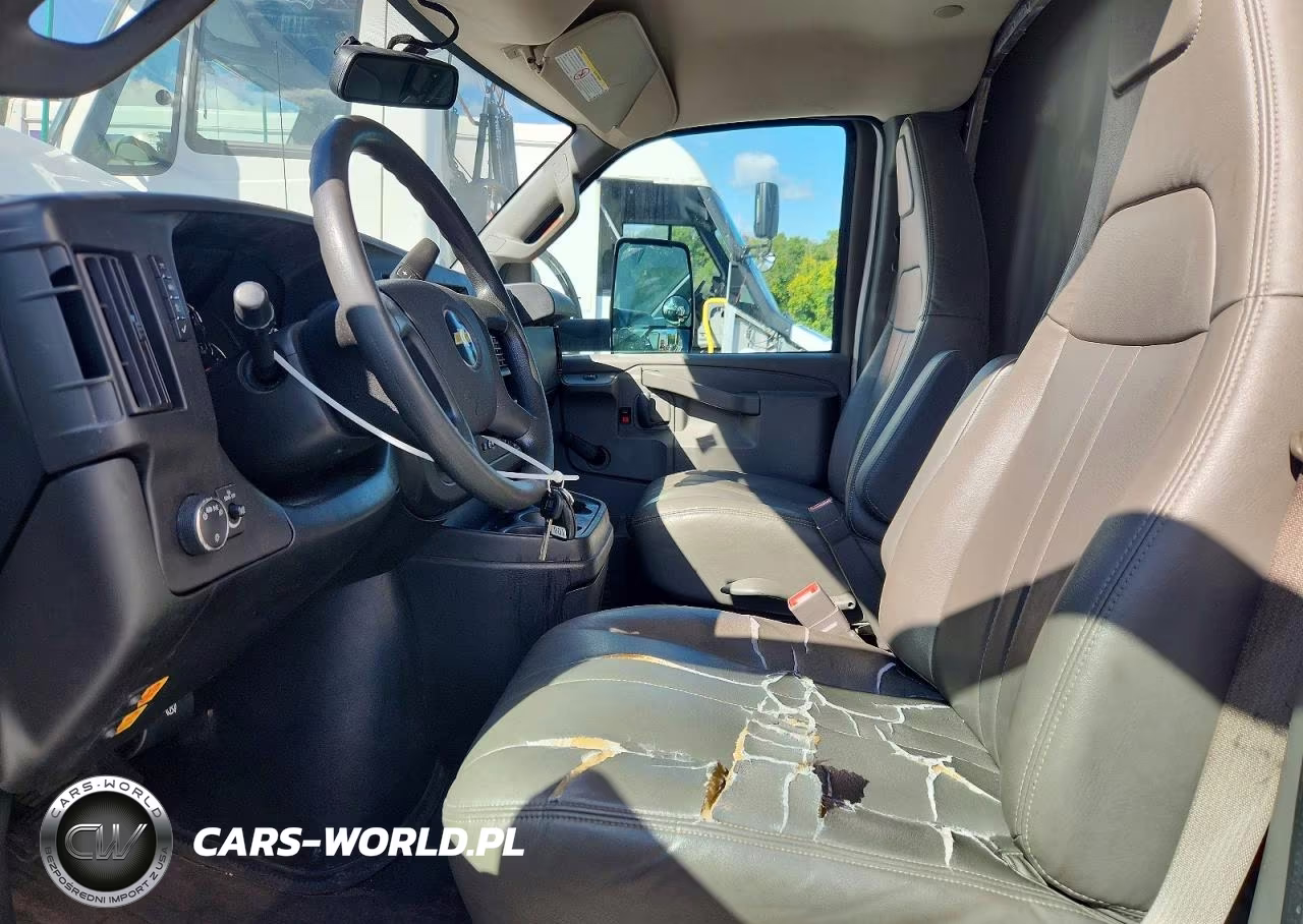 2020 Chevrolet Express Box Truck VIN:1HA6GUCG2LN012854 - 7