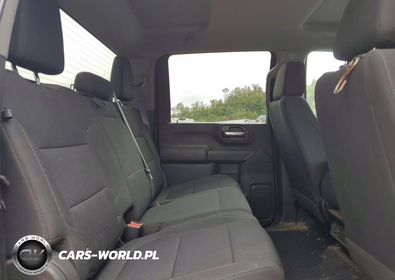 2022 Chevrolet Silverado K2500 Custom VIN:1GC4YME79NF138583 - 11