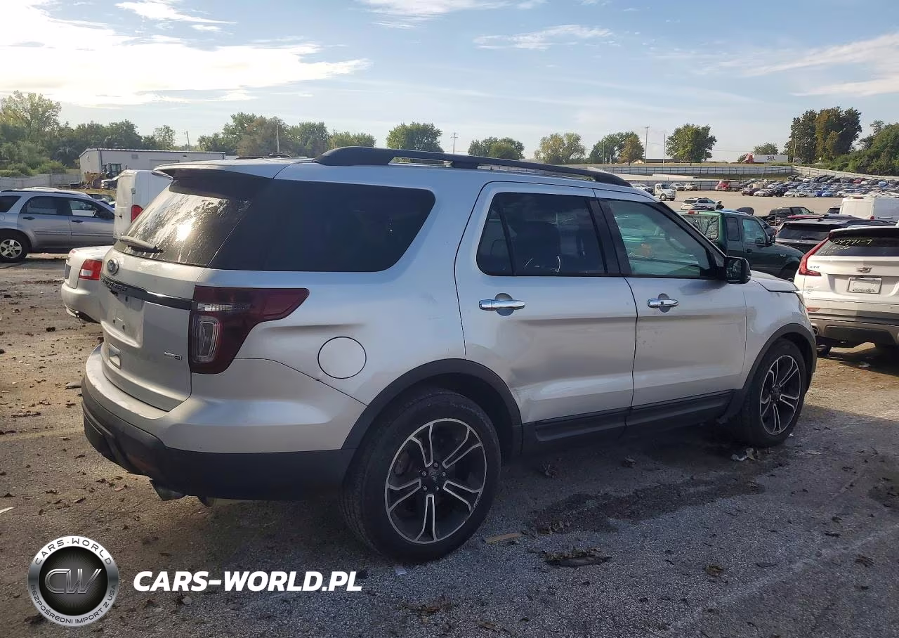 2014 Ford Explorer Sport VIN:1FM5K8GTXEGC32842 - 3
