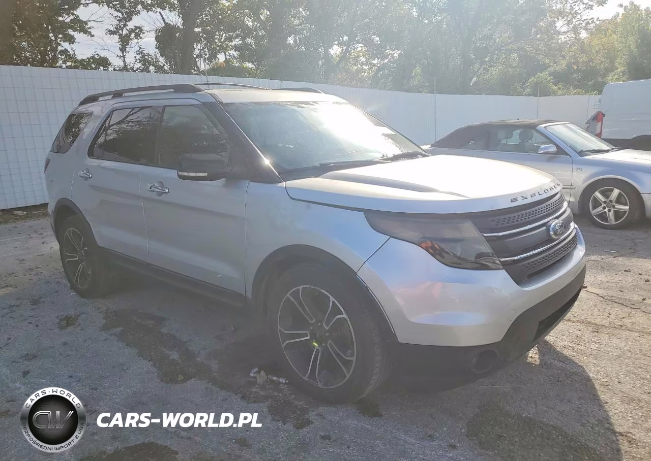 2014 Ford Explorer Sport VIN:1FM5K8GTXEGC32842 - 4