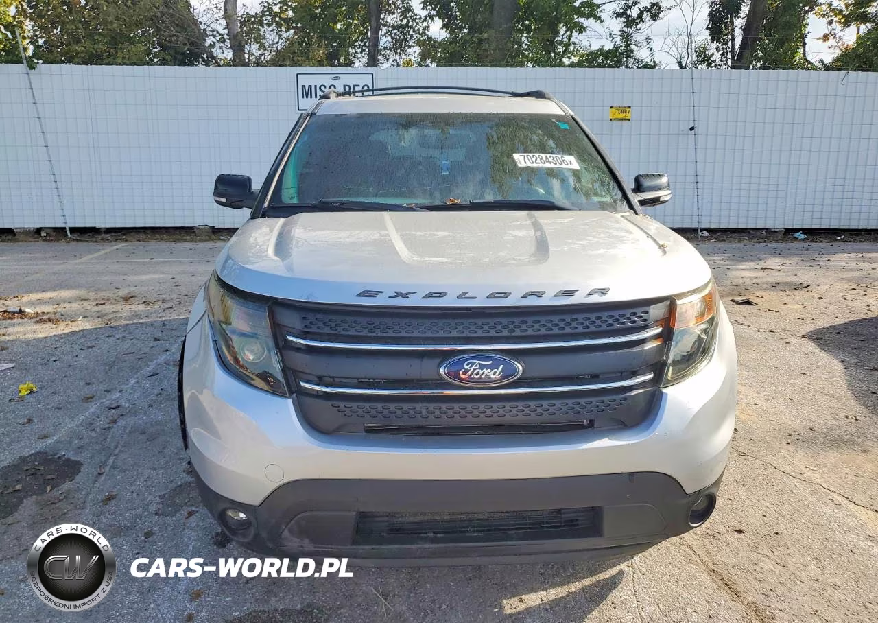 2014 Ford Explorer Sport VIN:1FM5K8GTXEGC32842 - 5