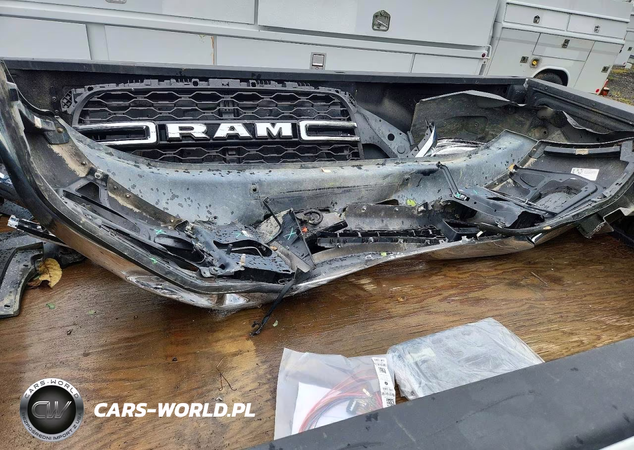2024 Ram 3500 Tradesman VIN:3C63R3AL0RG377635 - 13