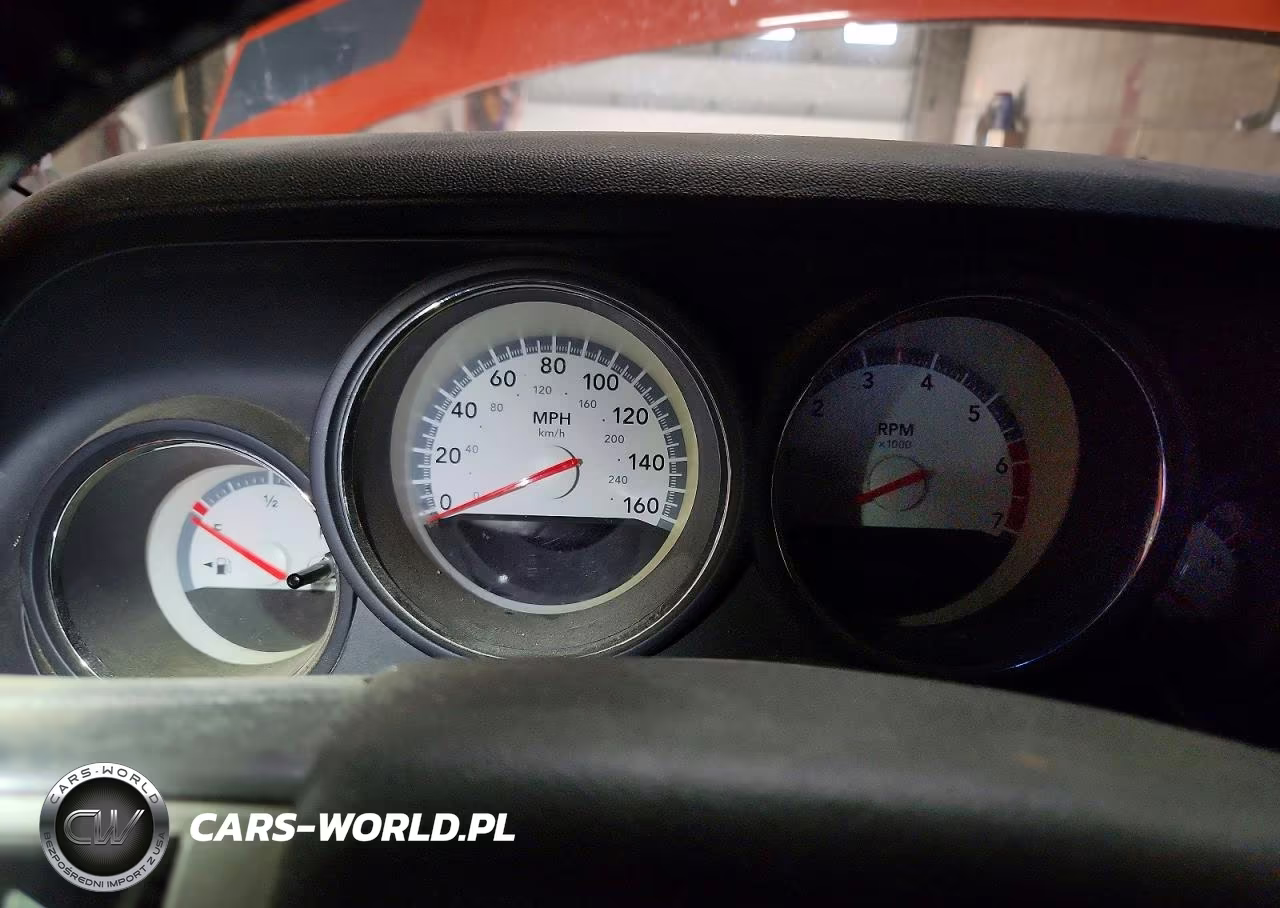 2009 Dodge Challenger R-T VIN:2B3LJ54T69H541351 - 9