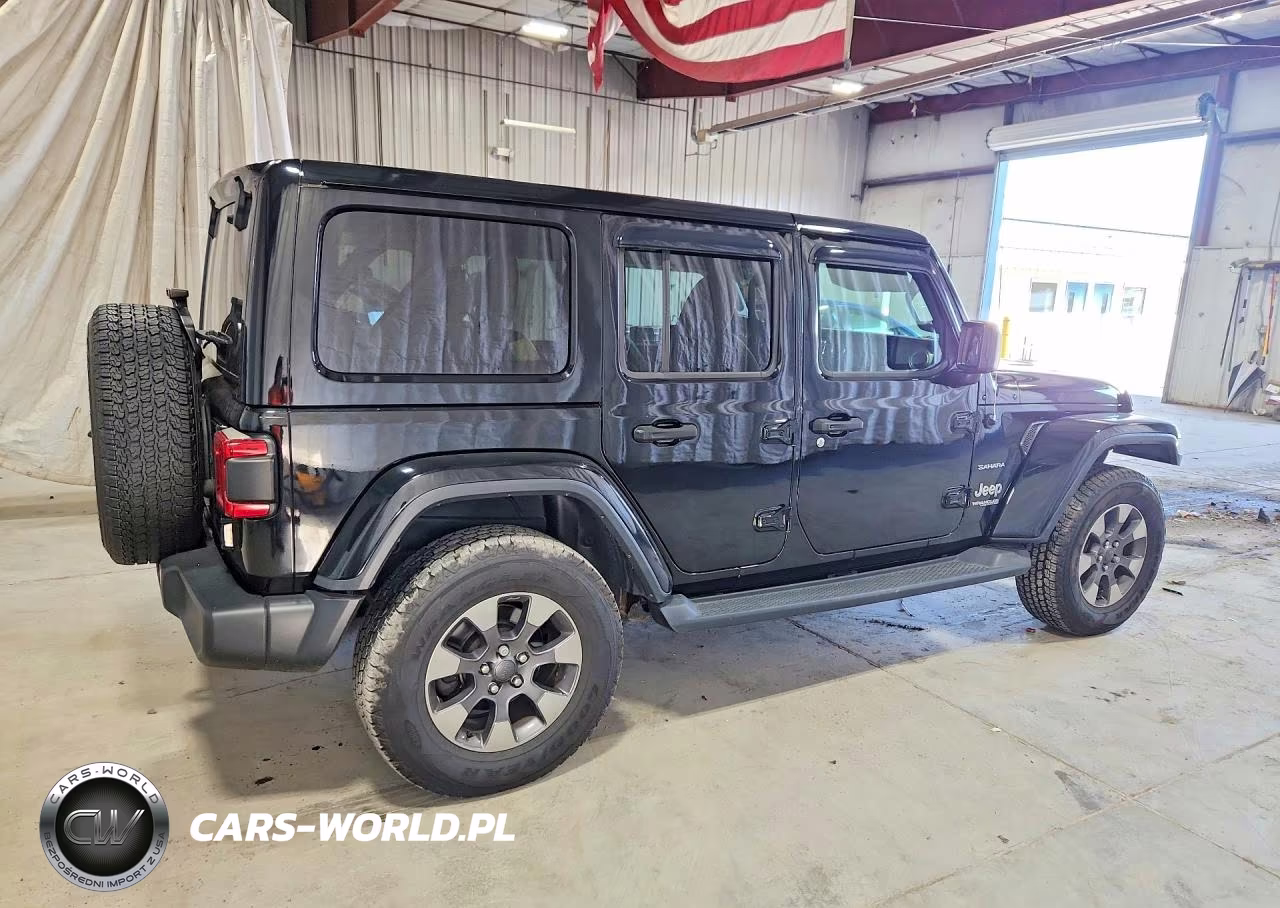 2019 Jeep Wrangler Unlimited Sahara VIN:1C4HJXEG2KW515337 - 3