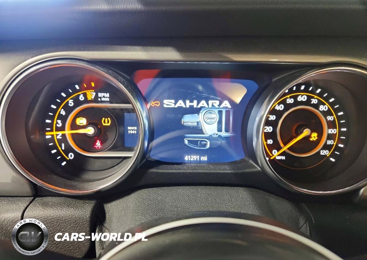 2019 Jeep Wrangler Unlimited Sahara VIN:1C4HJXEG2KW515337 - 9