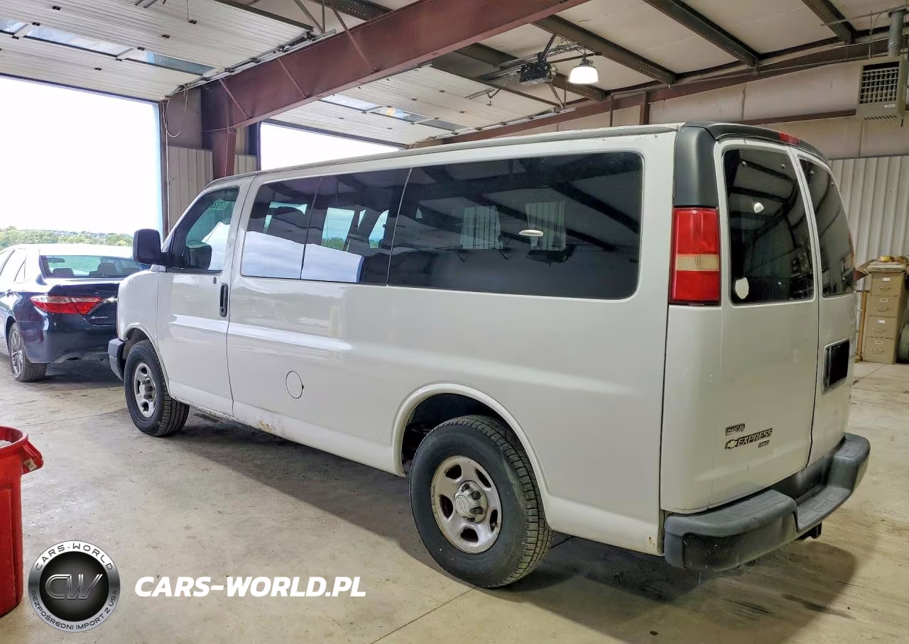 2007 Chevrolet Express G1500 VIN:1GNFH15Z571213439 - 2