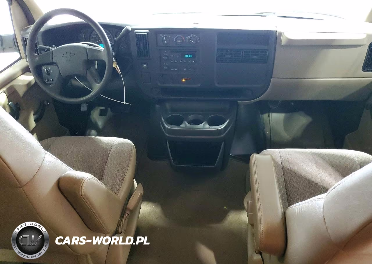 2007 Chevrolet Express G1500 VIN:1GNFH15Z571213439 - 8