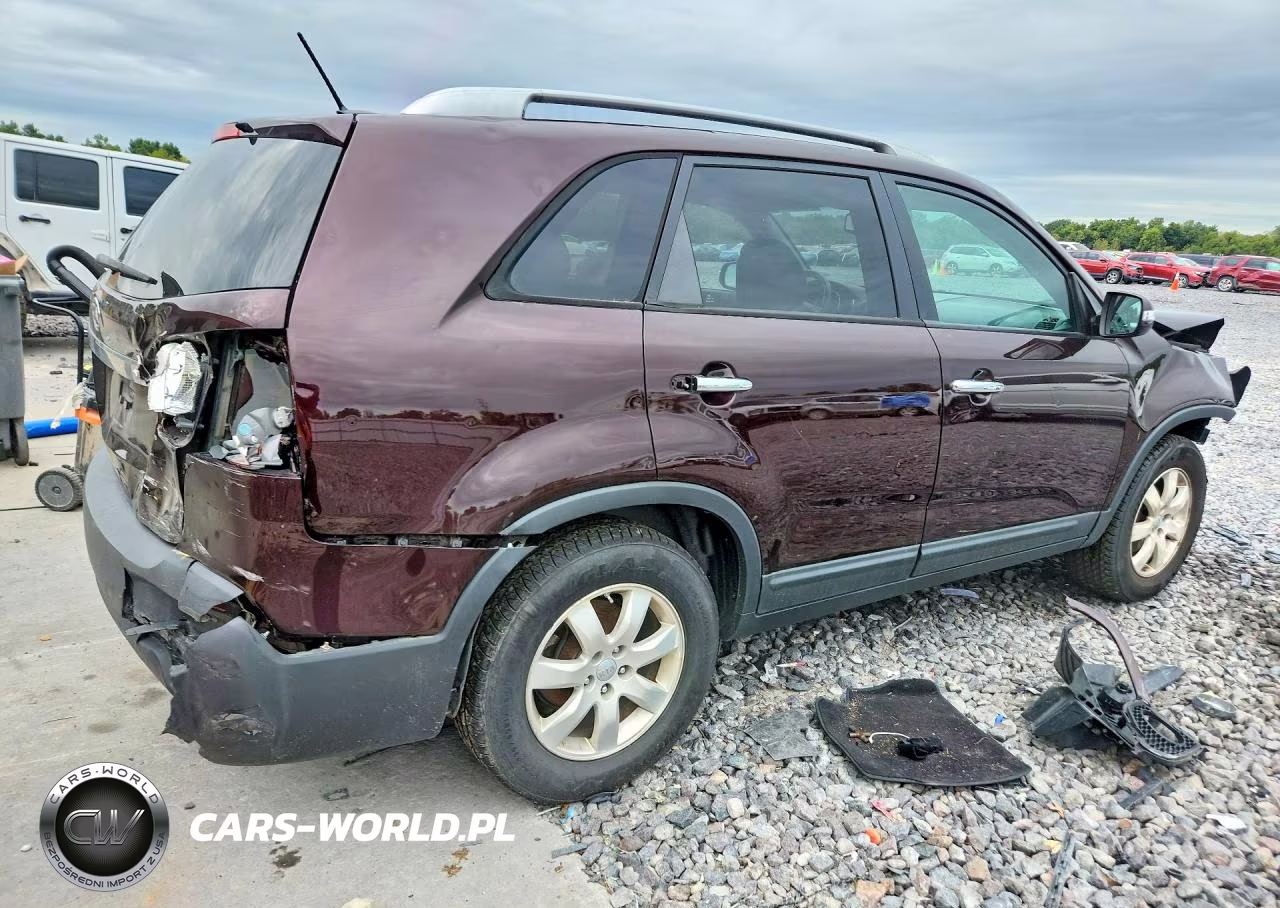 2012 Kia Sorento Lx VIN:5XYKT3A69CG223298 - 3