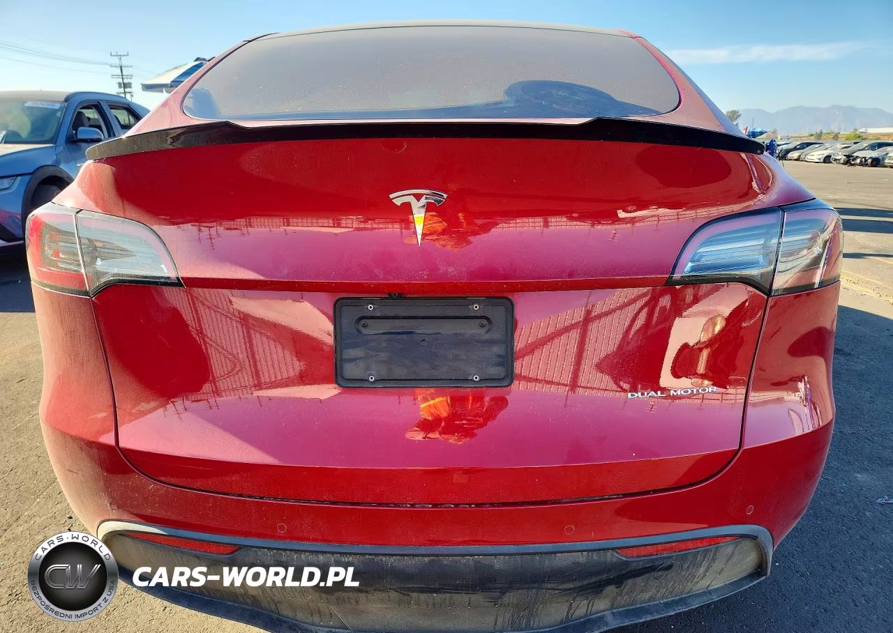2021 Tesla Model Y VIN:5YJYGDEE9MF199423 - 6