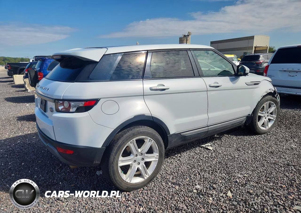 2015 Land Rover Range Rover Evoque Pure Premium VIN:SALVR2BGXFH036010 - 3