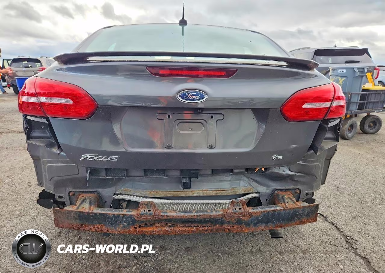 2015 Ford Focus Se VIN:1FADP3F25FL291552 - 6