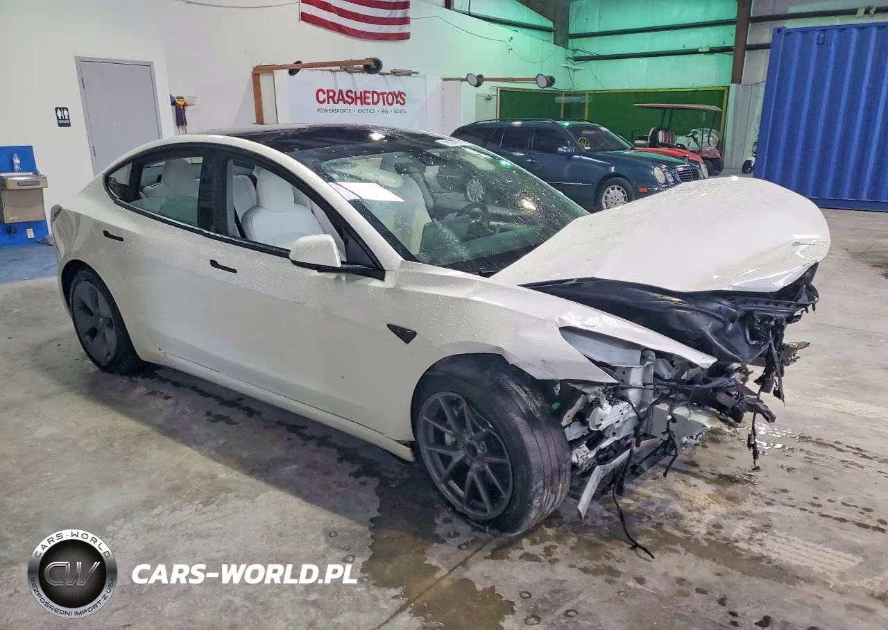 2023 Tesla Model 3 VIN:5YJ3E1EA1PF382444 - 4