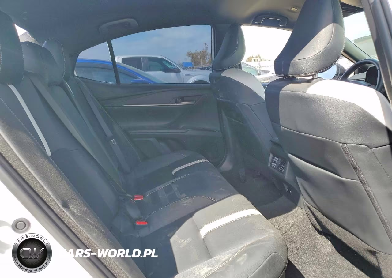 2026 Toyota Camry Se VIN:4T1DAACK2TU259485 - 10