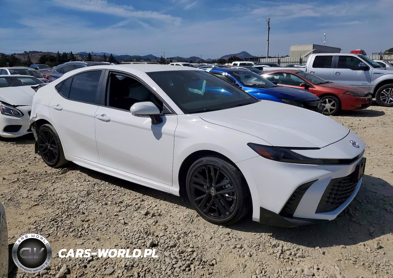 2026 Toyota Camry Se VIN:4T1DAACK2TU259485 - 4