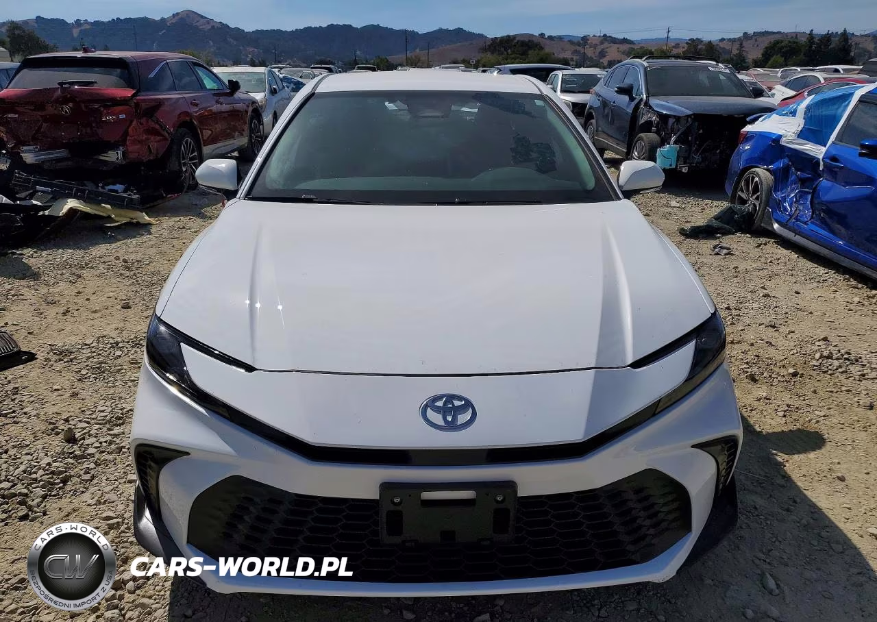 2026 Toyota Camry Se VIN:4T1DAACK2TU259485 - 5