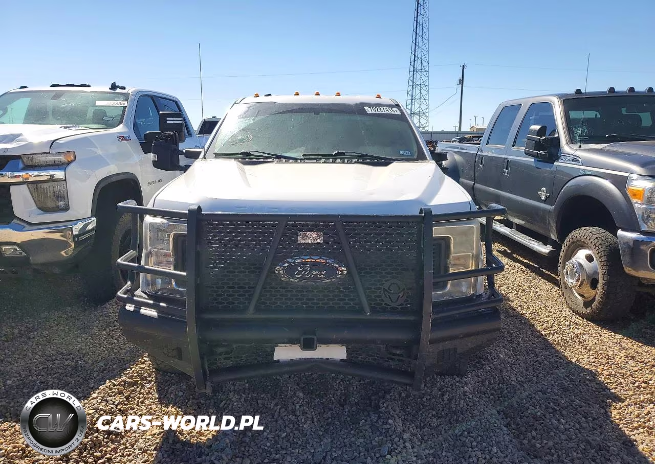2019 Ford F350 Super Duty VIN:1FD8W3HTXKEC31362 - 5