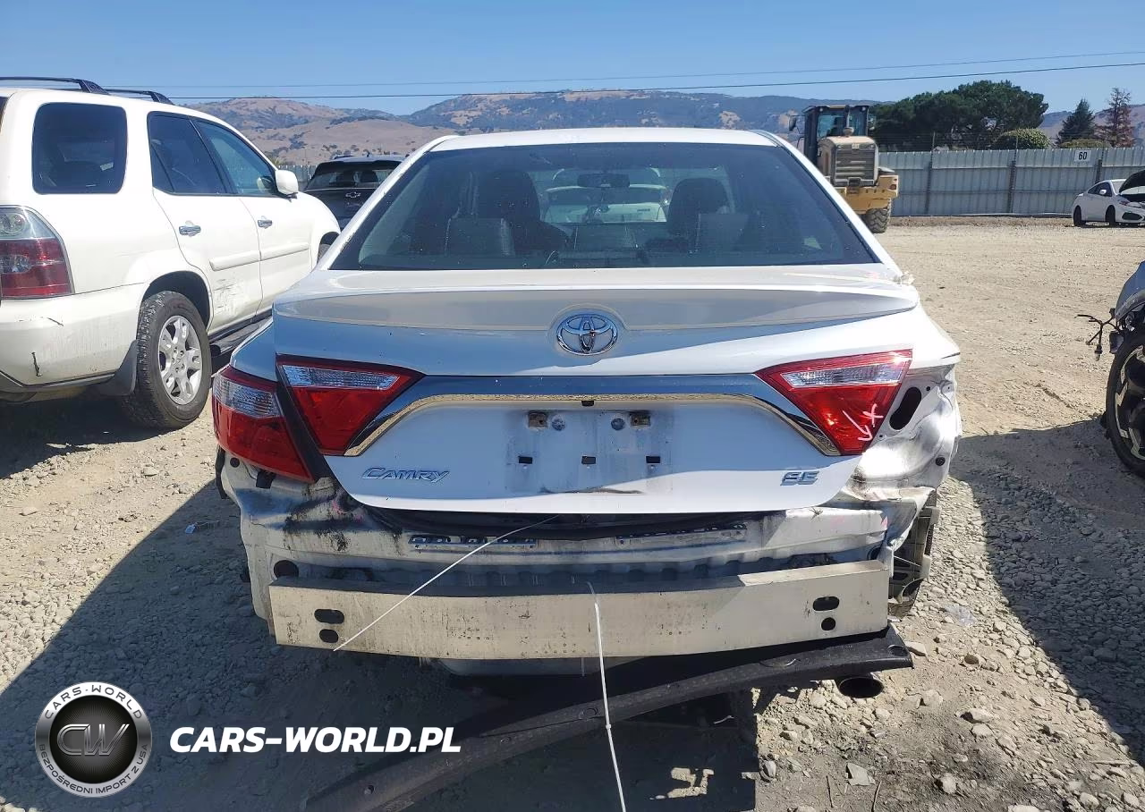 2015 Toyota Camry Se VIN:4T1BF1FK9FU083608 - 6
