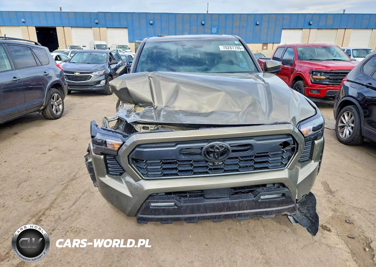 2026 Toyota Tacoma Trd Off-Road VIN:3TMLB5JNXTM261071 - 5
